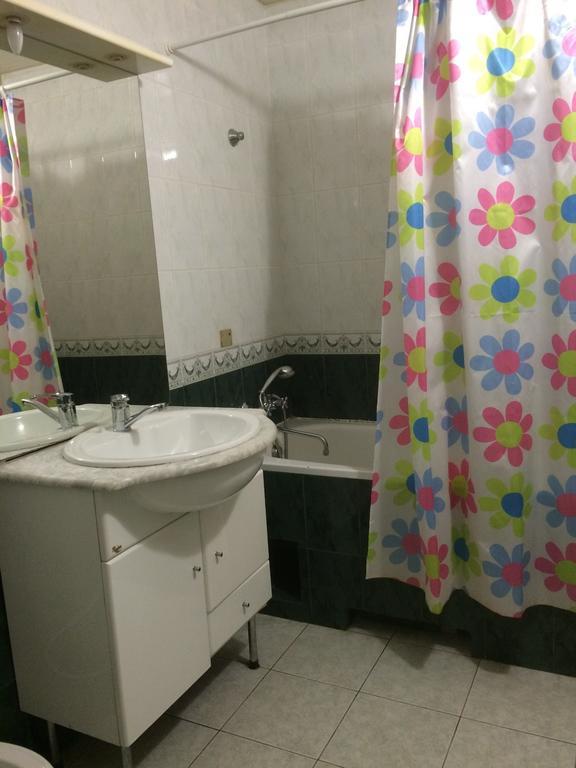 Mini Hotel Vesna นิปโปร ห้อง รูปภาพ