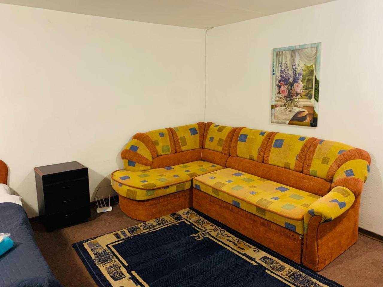 Mini Hotel Vesna นิปโปร ภายนอก รูปภาพ